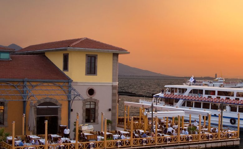 adabeyi-restaurant-konak-pier-galeri-02
