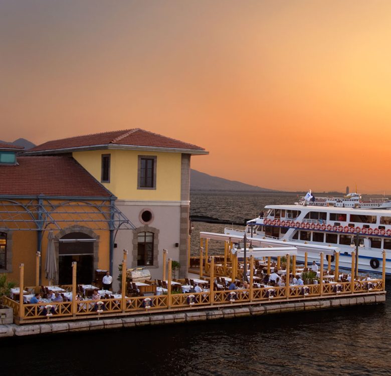 adabeyi-restaurant-konak-pier-galeri-02